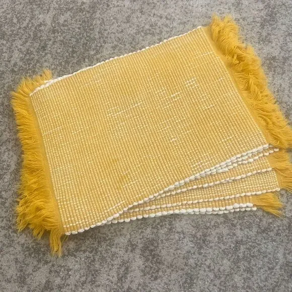 Surya Weaved Textured Placemats 8