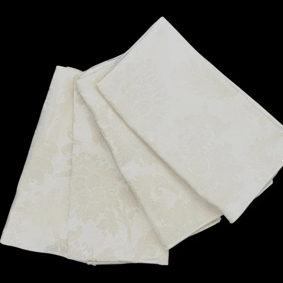 VTG Set of 4 Ivory XL Cream Damask Luncheon Dinner Napkins Floral 16 x 16