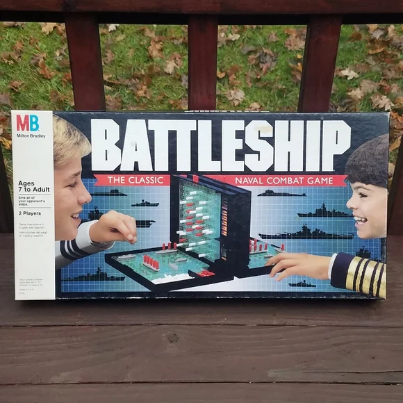 1990 BATTLESHIP Board Game