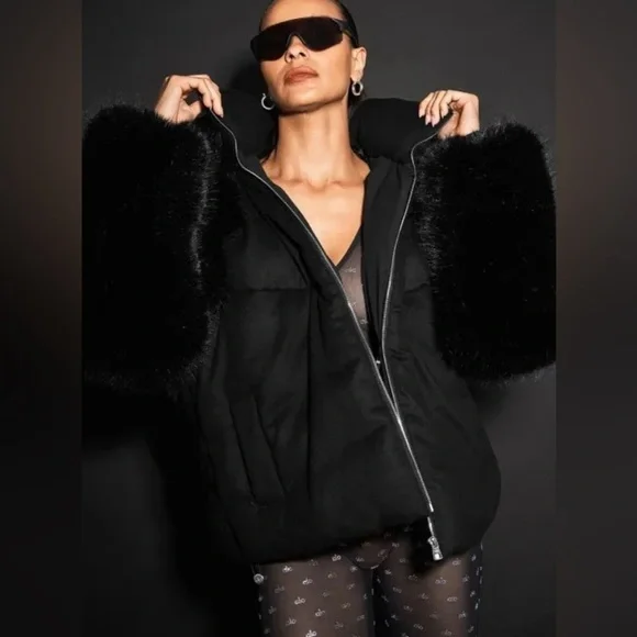 ALO YOGA La Premiere Opulent Faux Fur Stunner Jacket Size S/M