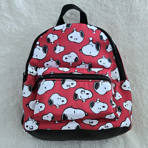 ✨️HP✨️ Peanuts🥜 Snoopy🐶 Mini Backpack🎒 - NWT