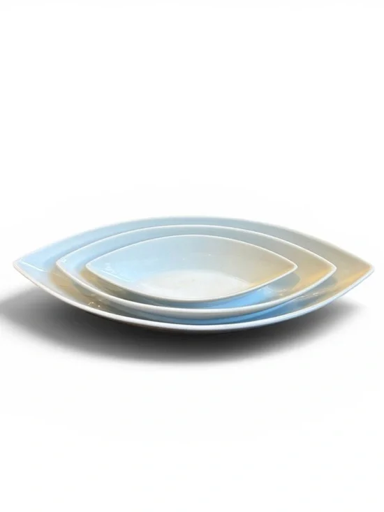 Sur La Table Pointed Oval Nesting Bowls Serving Bowls White Ceramic