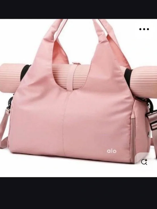ALO Yoga Blush Pink Tote Bag with Yoga Mat Carry