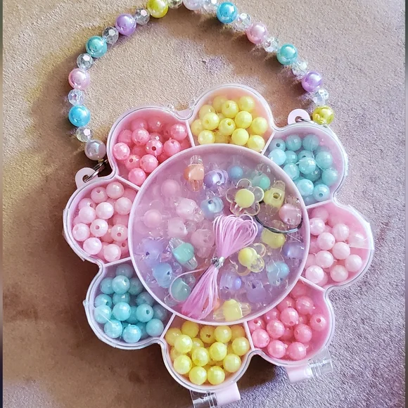 Kids‎ Beading Kit