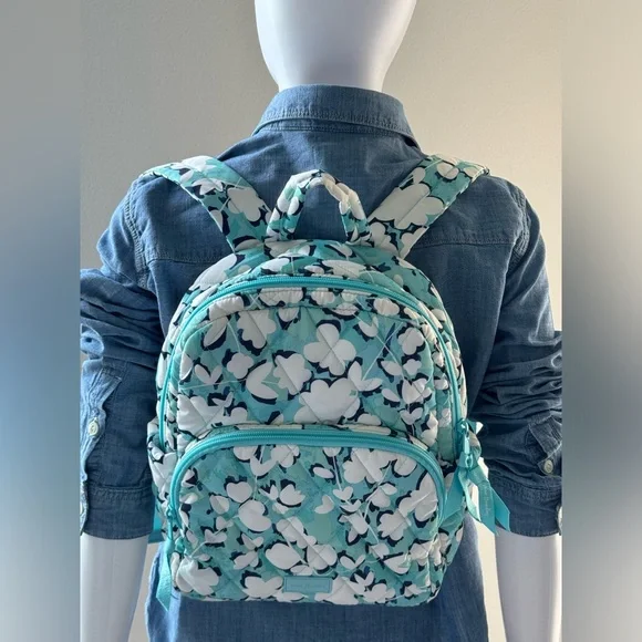 Vera Bradley Floral Print Backpack Pastel Flowers Blue Aqua. Size 12
