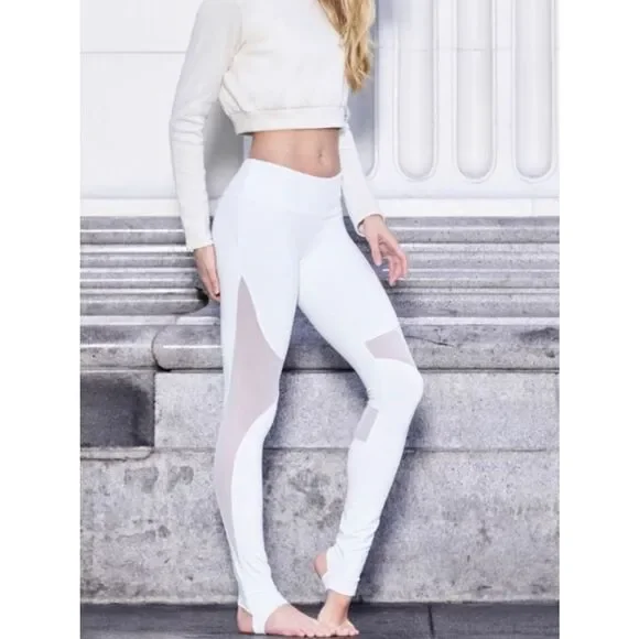 ALO Yoga White Coast High-Waist Mesh Leggings - Size Medium