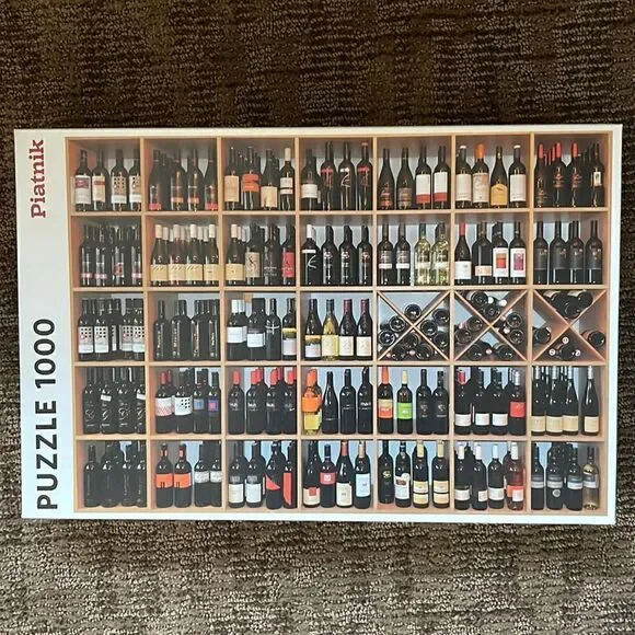 Piatnik wine bottle puzzle.  1000 pieces. Difficult.