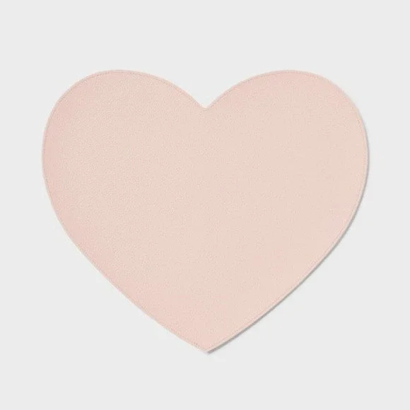 NEW Heart Shaped Placemats Charge Pink Target Threshold New (Set of 2)