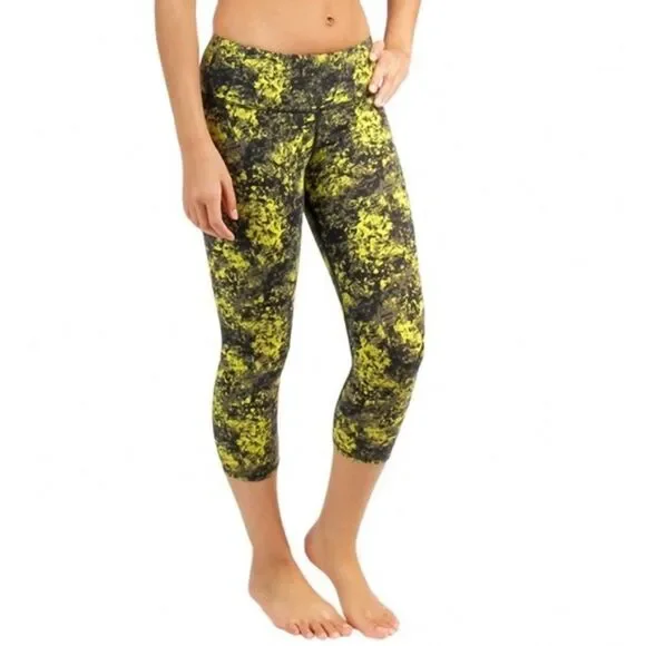 Alo Yoga Airbrushed Capri Leggings