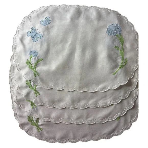 Hand‎ Stitched Set of 4 Delicate Vintage Floral butterfly Table Cloth Mats