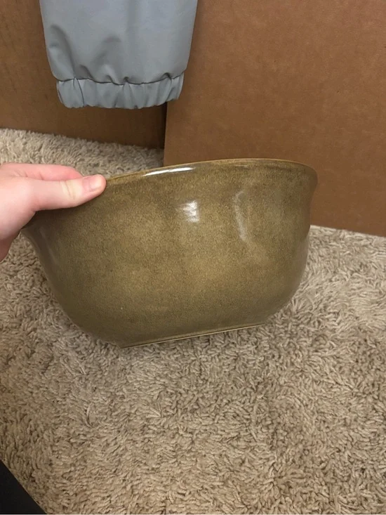 Mixing bowl