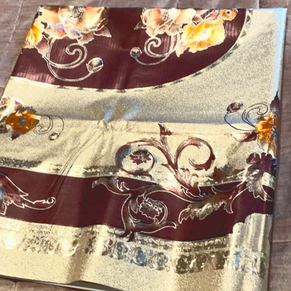- NWOT Floral Satiny Tablecloth Gold & Brown