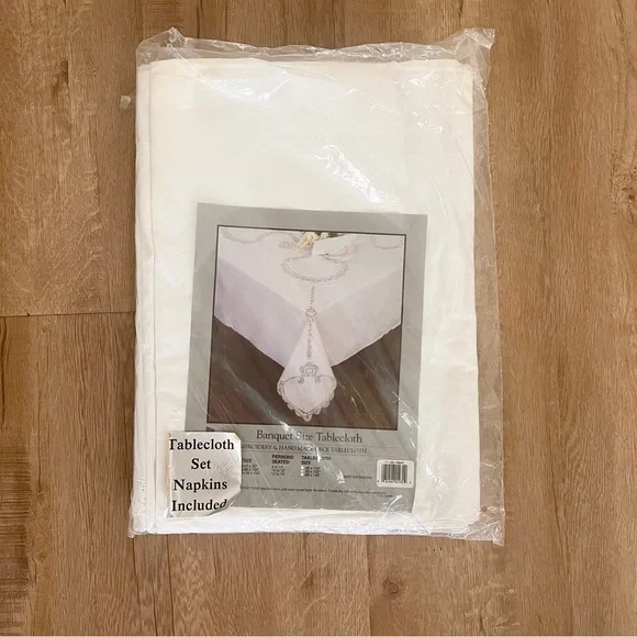 NIP Keeco 100% Cotton Embroidery & Hand‎ Made Lace Tablecloth & Napkins 68