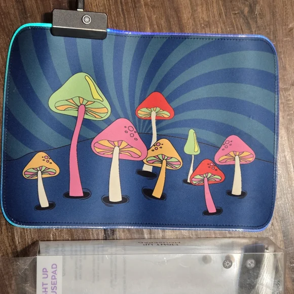 Colorful Mushroom Design Light-Up Mouse Pad Vivitar Electronic Mousepad