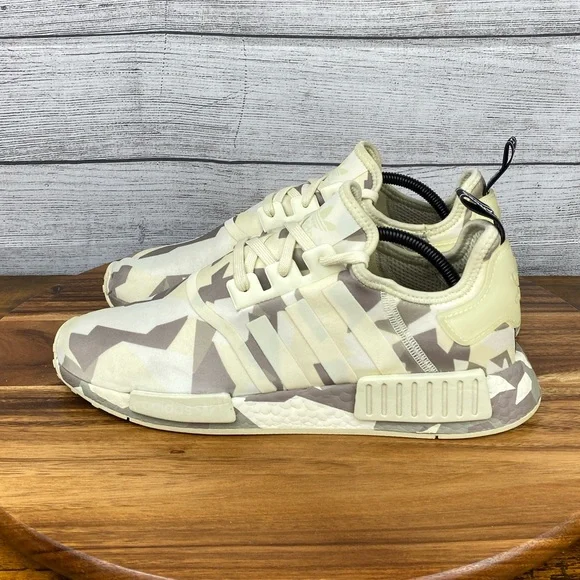 Adidas NMD R1 Fractal Camo Sand Men’s Shoes EF4262 Sneaker Size 10.5