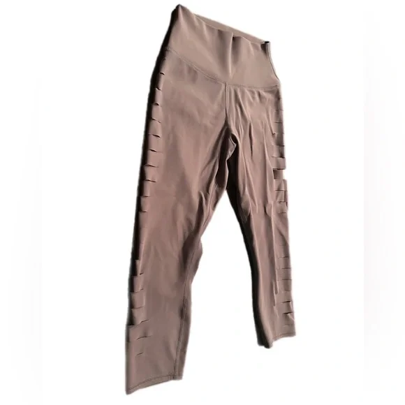 Alo Yoga Slice Cutout Cropped Women's‎ Leggings Size S Tan