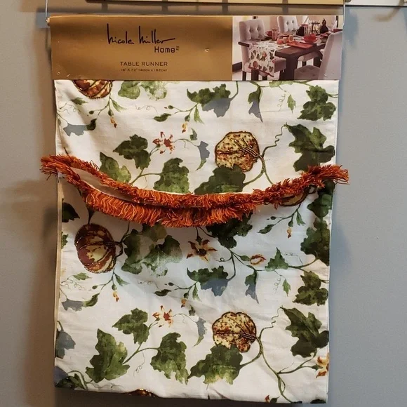 Nicole Miller Home NWT 72 x 16 Small Beaded Pumpkins with Fringe Table Runner