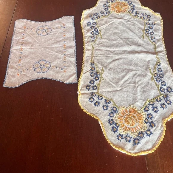 2 Vintage‎ Embroidered 30
