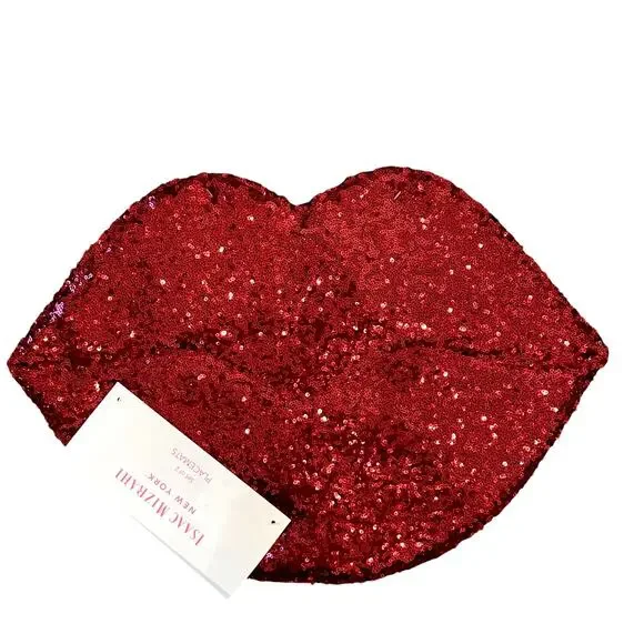 NEW Isaac Mizrahi Valentine’s Red Sequin LIPS Placemats Set Of 2