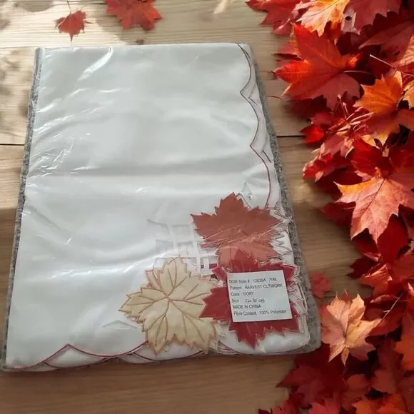 Harvest Cutwork Ivory Table‎ Cloth Fall Rust Leaves Oblong 52