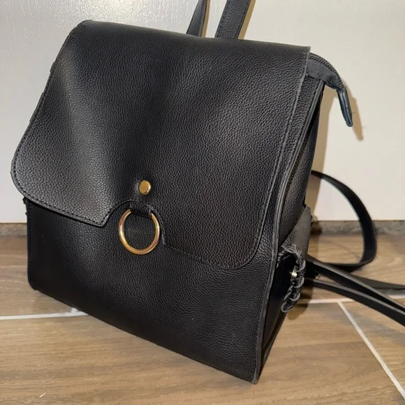 Chic and Versatile LD Design Black Backpack Purse with Unique Pocket Detail