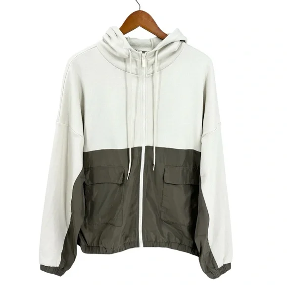 ALO Yoga Intent Jacket Hooded Pockets Zip in Bone and Olive