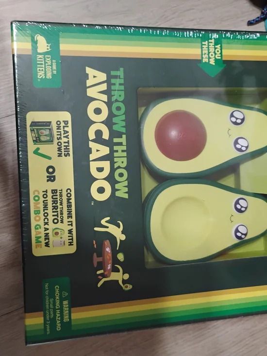 Throw Throw Avocado Game - Yellow & Green