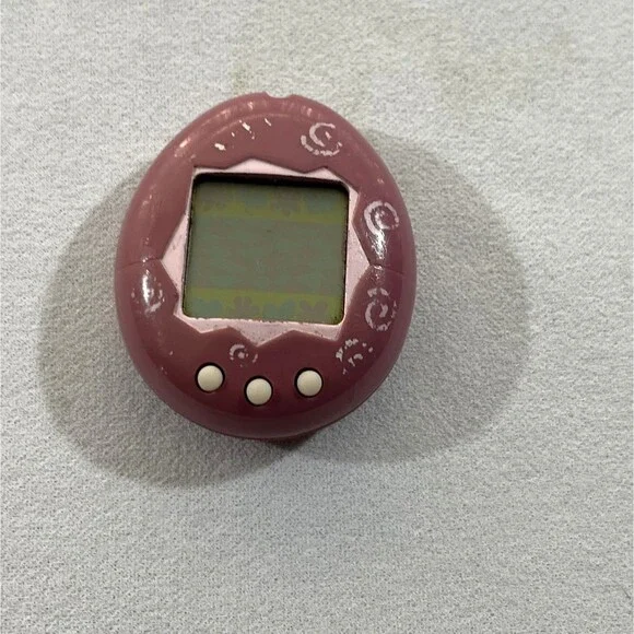Vtg 1997 Bandai Original Pink Tamagotchi Egg 1st Gen Virtual Pet Untested #1800
