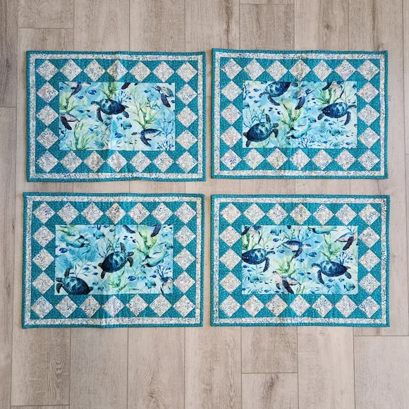 Handmade Set of 4 Quilted Turtle Fish Print Placemats Blue Green Nautical Sea