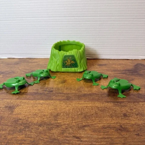 2004‎ Balloon Lagoon Cranium Game Y2K Replacement Parts Jumping Frogs Frog Pond
