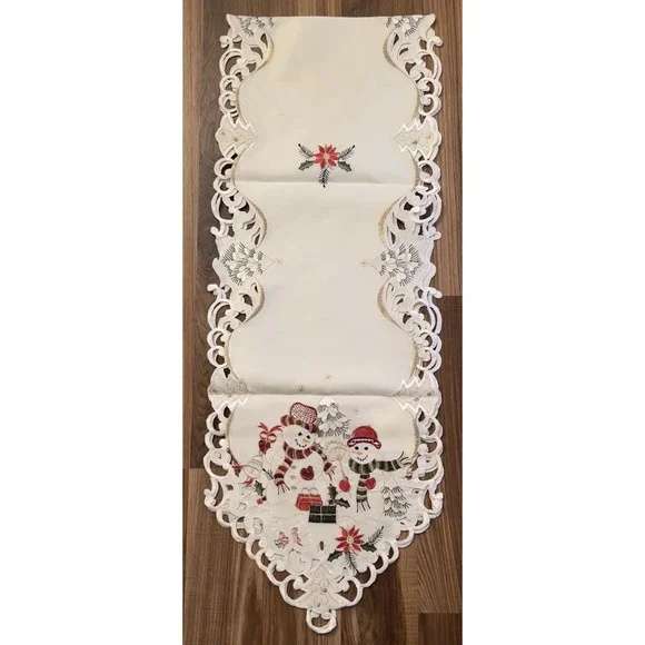 Embroidered Snowman Christmas Table Runner 68x13 Cutwork Lace NEW