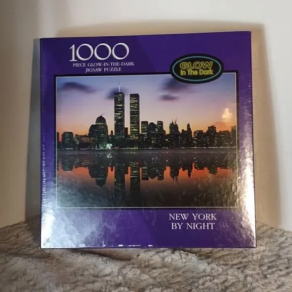 New York By Night Glow in the Dark 1000 pc. Puzzle