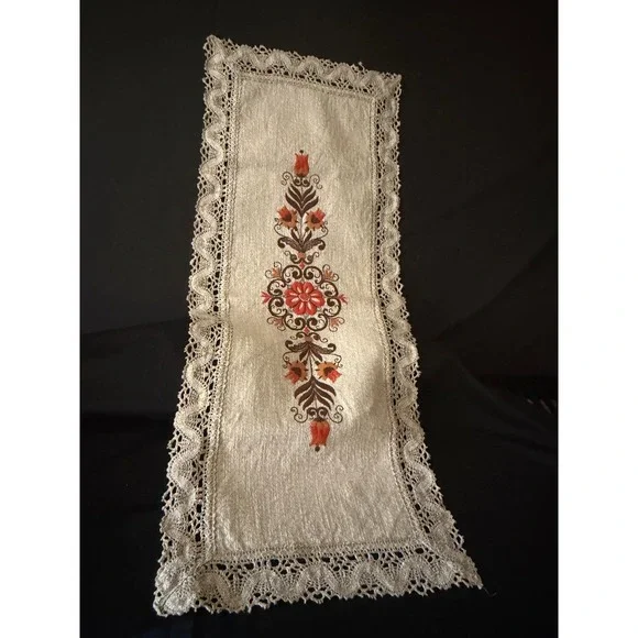 Vintage Floral Embroidered Table Runner Cotton Linen Lace Trim Tulip Folk Art