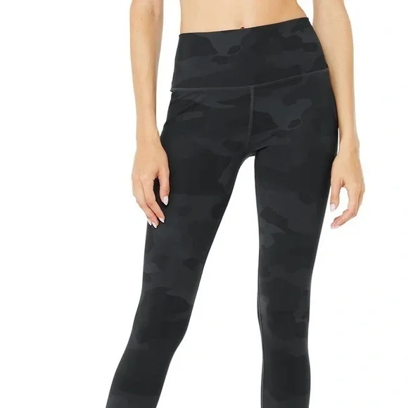 Alo High-Waist Camo Vapor Legging, Like New