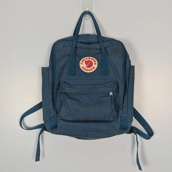 Fjallraven Classic Kånken Teal Backpack 16L