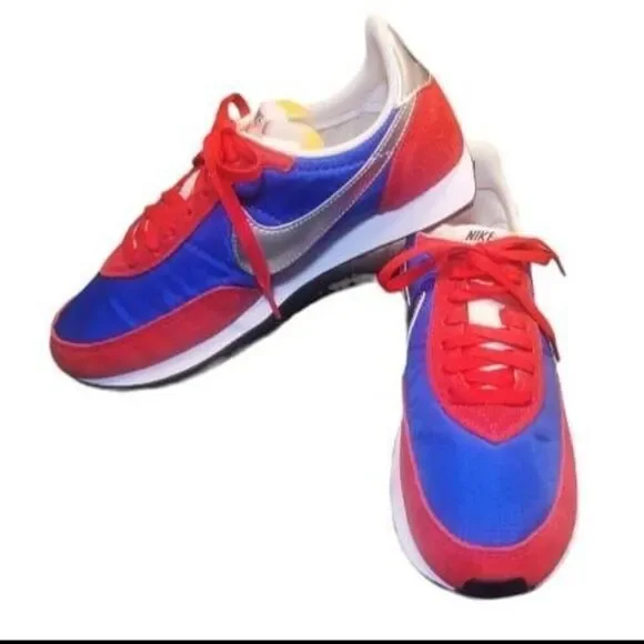 Nike Waffle Trainer 2 SP Hyper Royal & University Red Sneakers Shoes Size 9. NO