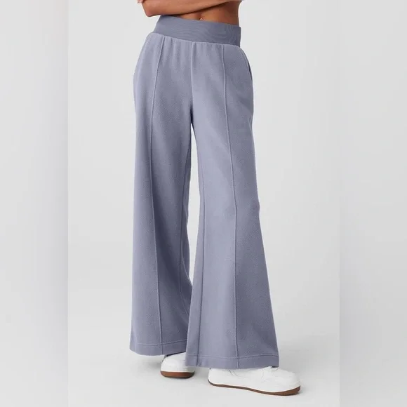 ALO YOGA | ✨NEW✨ Polar Fleece High-Waist Snowdrift Wide Leg Pant in Fog
