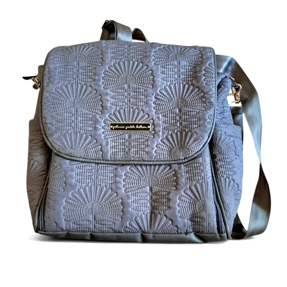Petunia Pickle Bottom Convertible Diaper Bag GUC Slate Gray Changing Pad