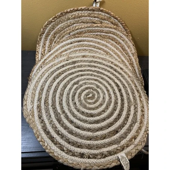Domain Jute Cotton Placemats Set of 4 Round Spiral Braided Metallic Gold Natural