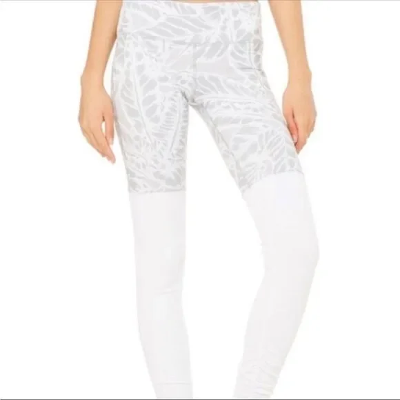 Alo Yoga Goddess palm leaf leggings size small