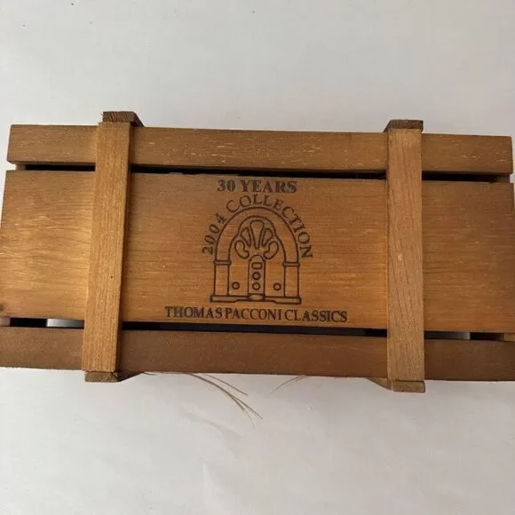 Thomas Pacconi Classics Wooden Empty Box 2004 Collection