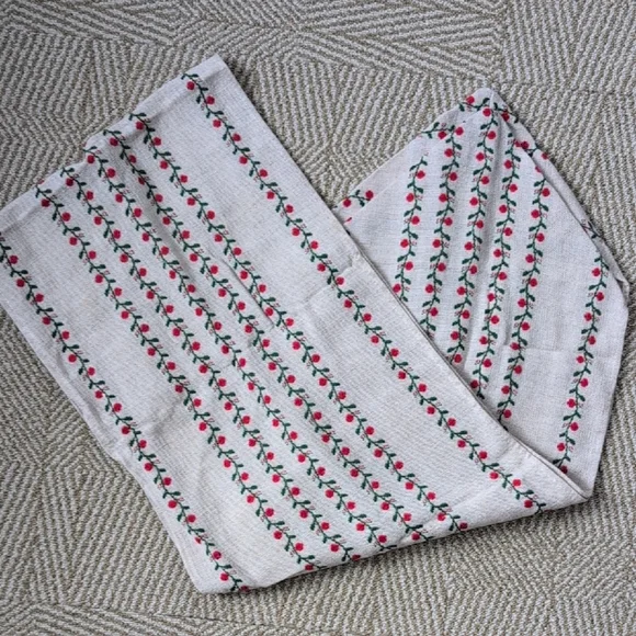 Farmhouse Scandinavian Table Runner Linen-Like Red Green Floral Vines Embroidery