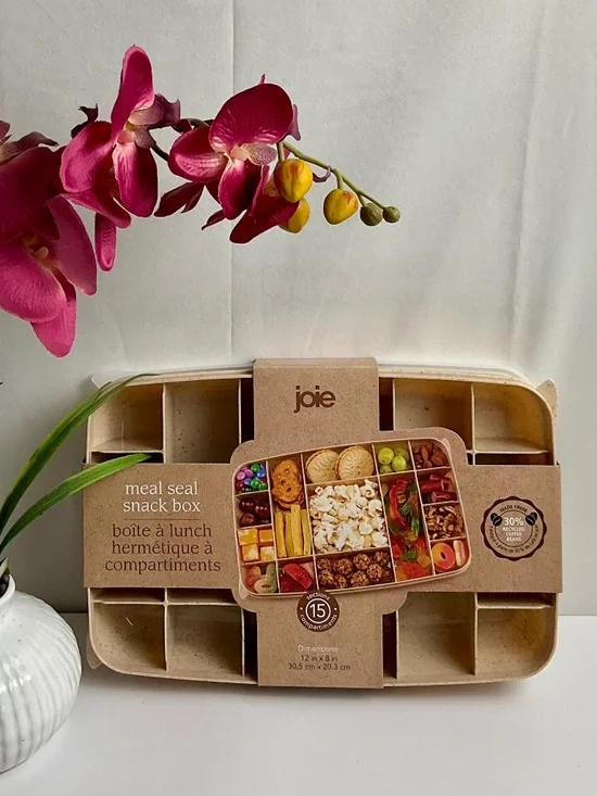 JOIE MEAL SEAL SNACK BOX~BRAND NEW!!!!