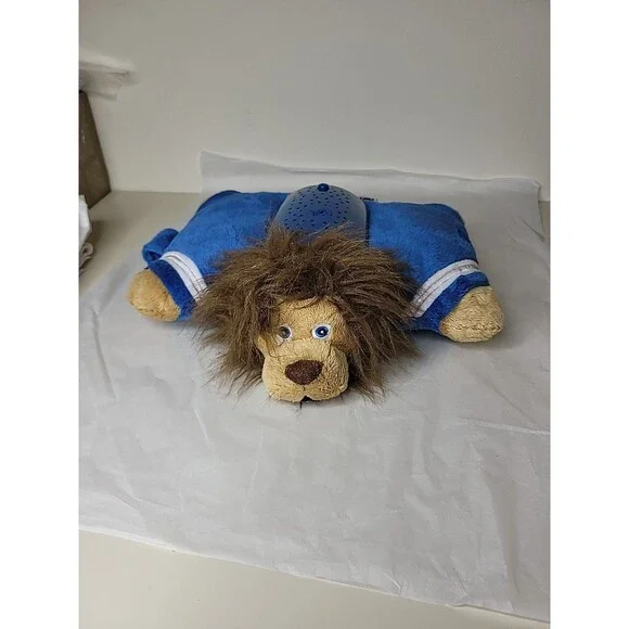 Detroit Lions Pillow Pet Dream Lite Night Light, Shines Stars & Lions Logo! Work