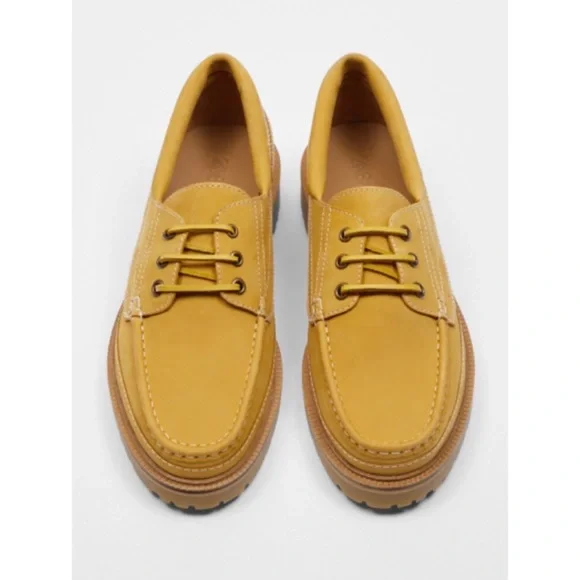Zara LACED LEATHER BOAT SHOES Beige Size 8