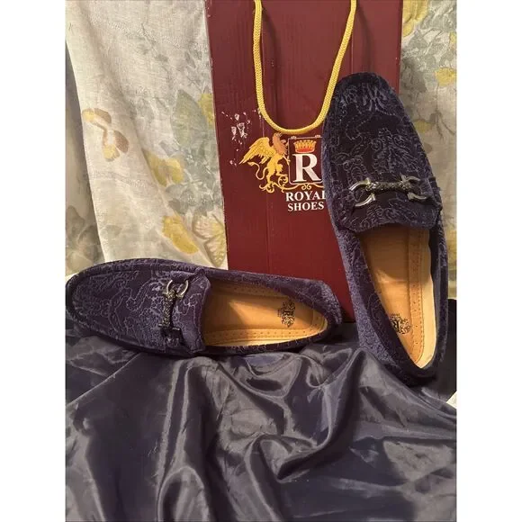 EUC Royal Shoes Mens Suede Velvet Loafer Shoes Size 7‎