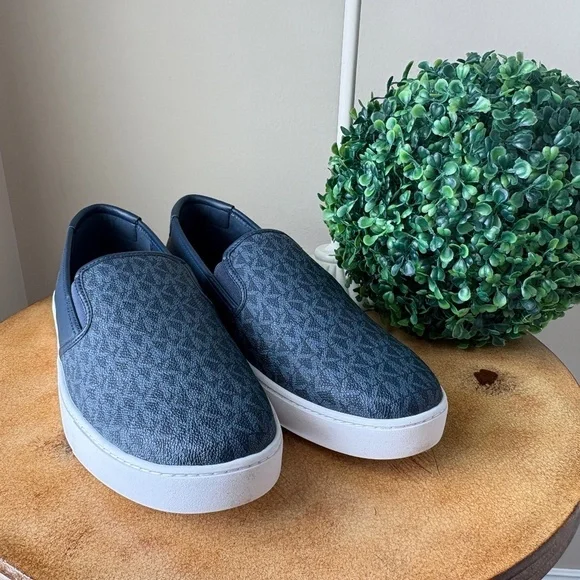 Michael Kors CAL Slip on Sneakers Loafers Men's Blue 100% Leather