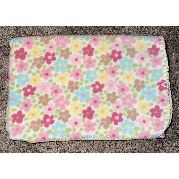 Circo Floral‎ Baby Blanket Pink Blue Yellow White Green Tan Fleece Stitched Edge