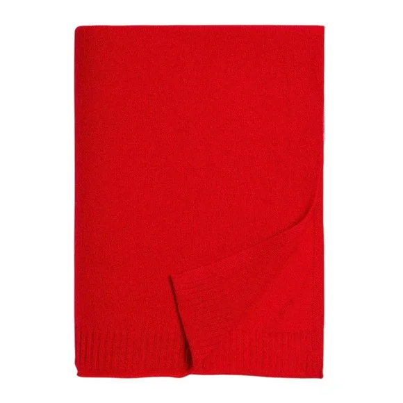 AQUA Cashmere Throw Blanket Bloomingdale's Exclusive in Big Apple Red