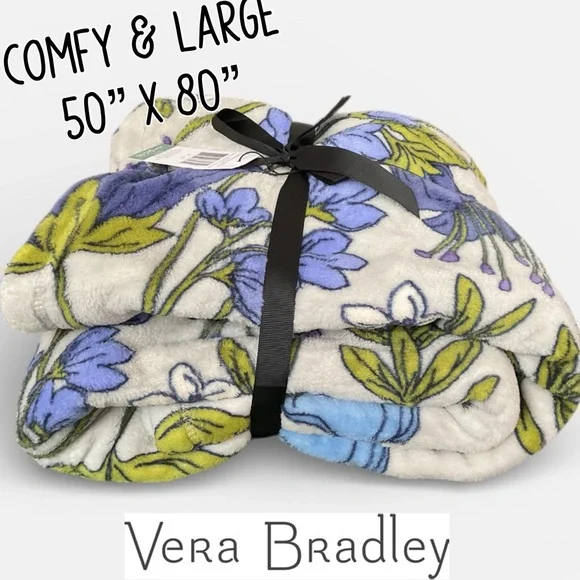 🌸 Vera Bradley NWT  50”x80 Throw